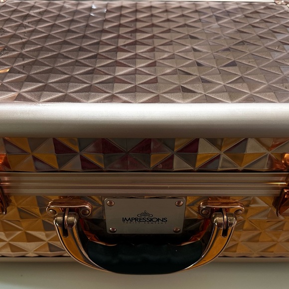 Impressions Vanity Travel Case - Picture 5 of 11